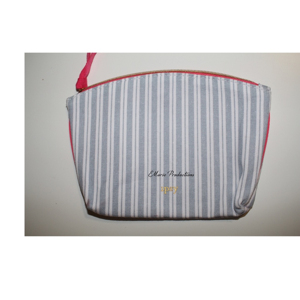 Ipsy Bag with Strips | Light Blue
